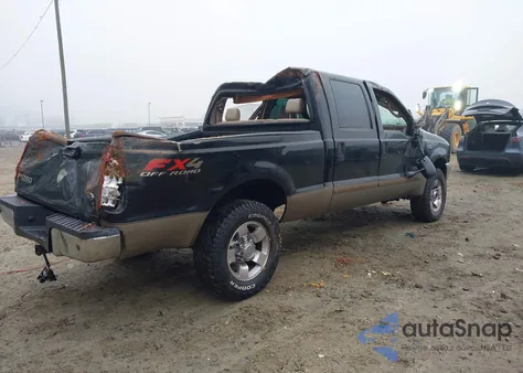 2004 Ford F-250 Lariat/Xl/Xlt z USA, uszkodzony, nr VIN 1FTNW21PX4EE01740